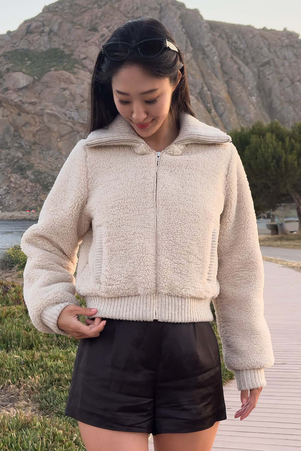 SHERPA FULL ZIP COLLARED JACKET WITH POCKETS