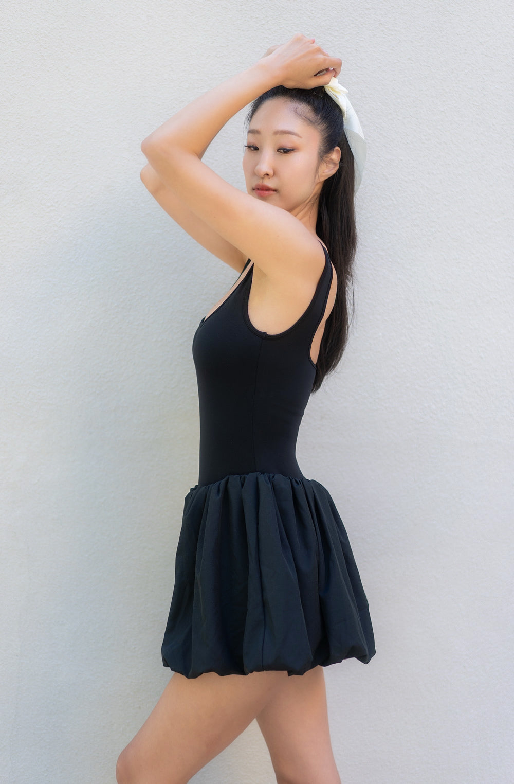 vespr_active_bubble_dress_black_side