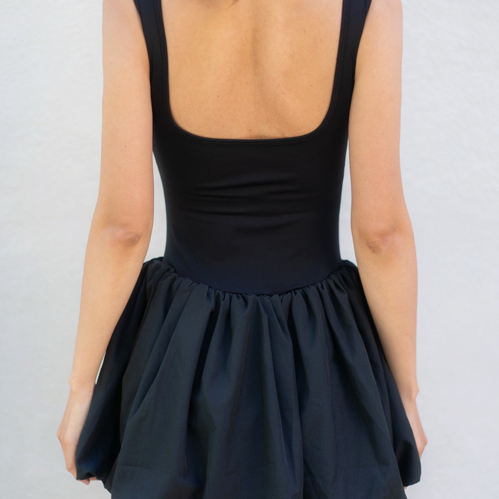 
                      
                        vespr_active_bubble_dress_black_BACK_CU
                      
                    
