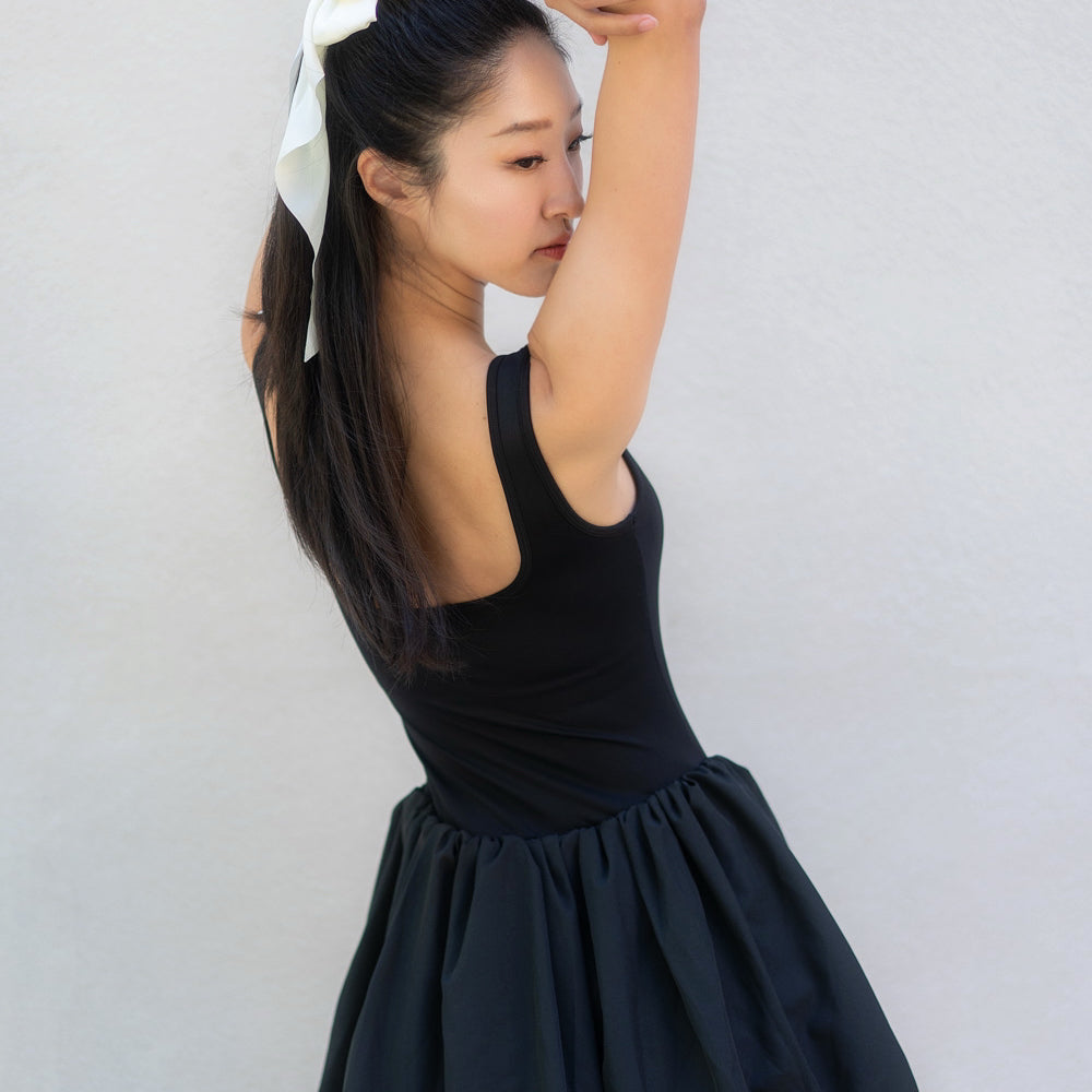vespr_active_bubble_dress_black_back