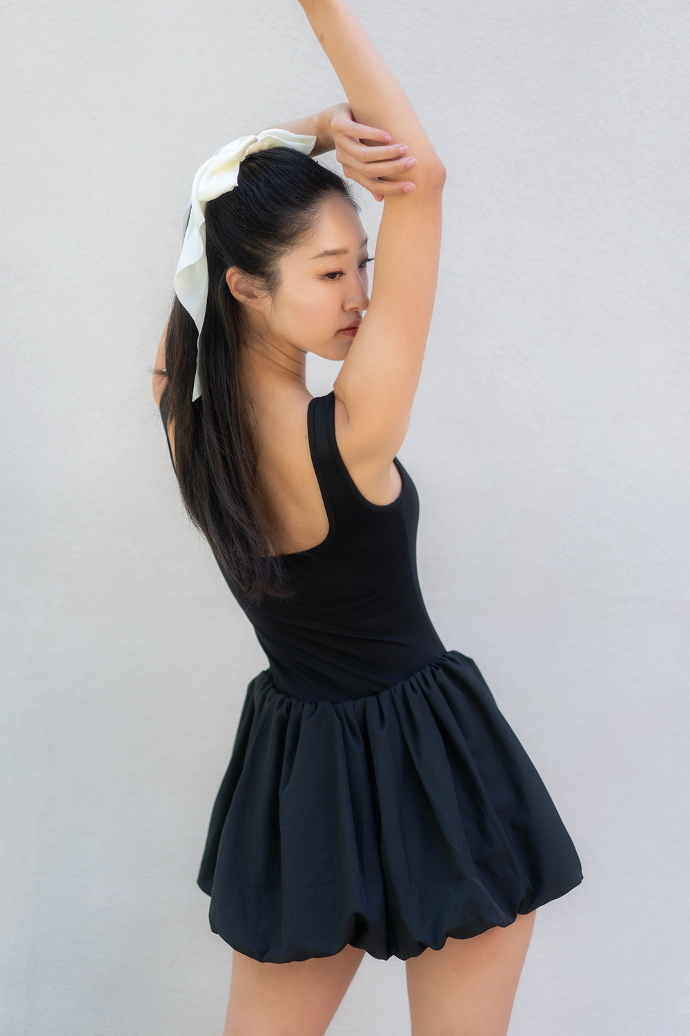 vespr_active_bubble_dress_black_back